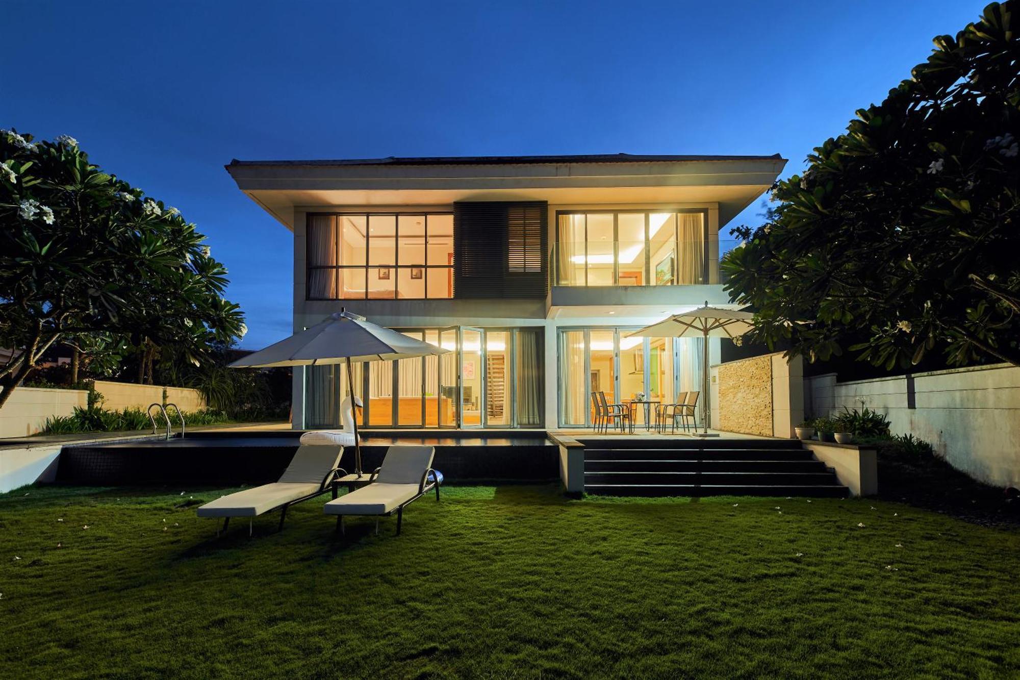 Memories Holiday Beach Villa ดานัง ภายนอก รูปภาพ